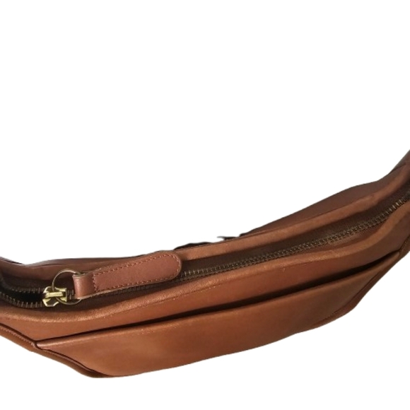 Coach VTG Legacy Zip 9966 Tan / Gold Hardware - Picture 8 of 9